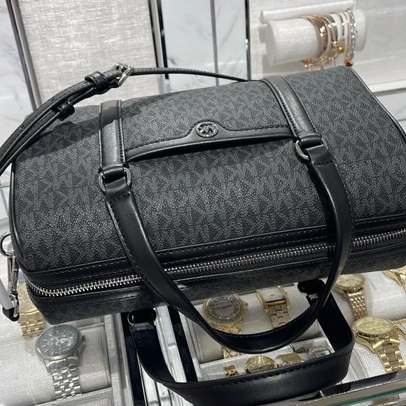 MICHAEL KORS JST TRAVEL MEDIUM DUFFLE SATCHEL SHOULDER CROSSBODY BAG MK BLACK - Picture 7 of 16